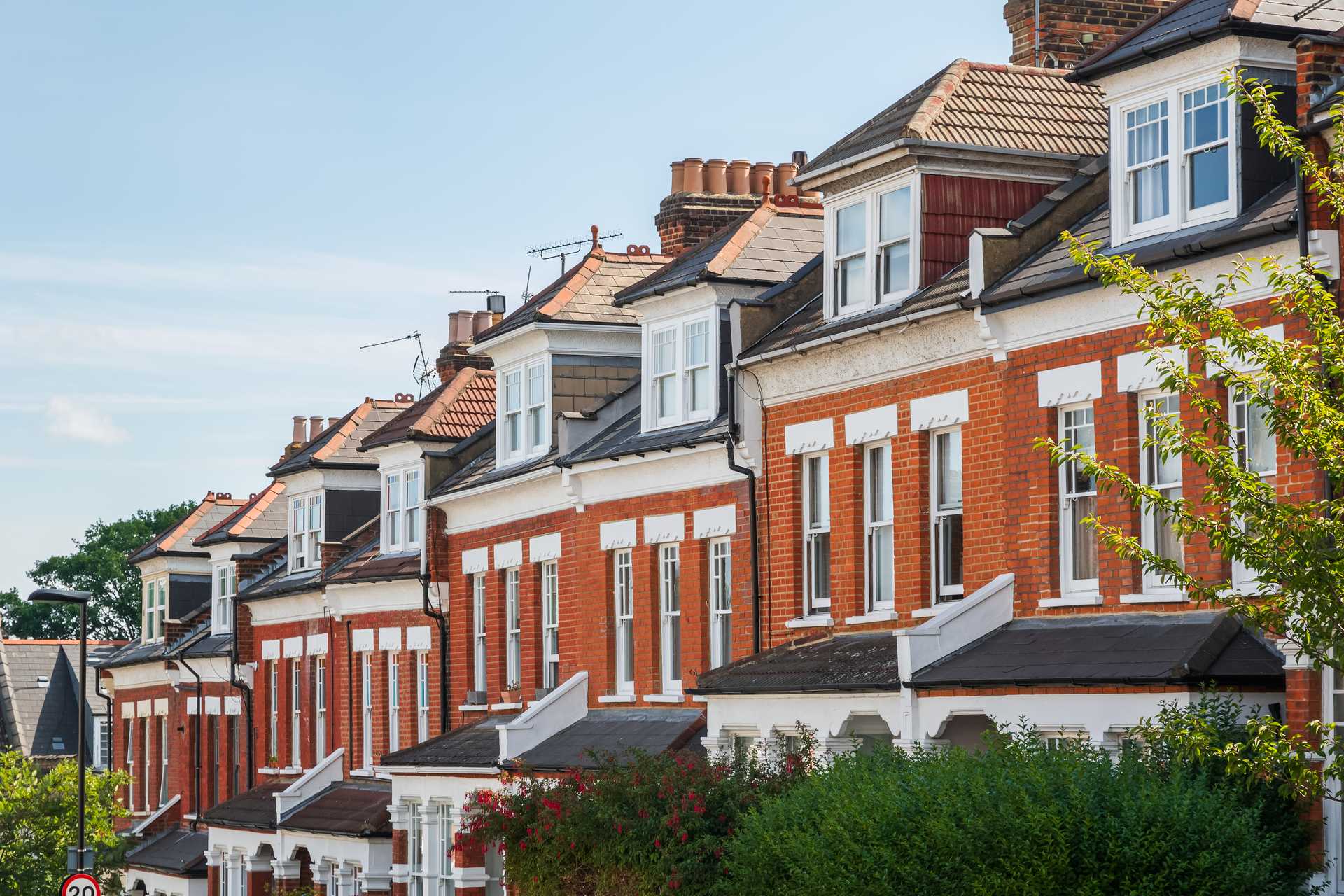 Roofers London