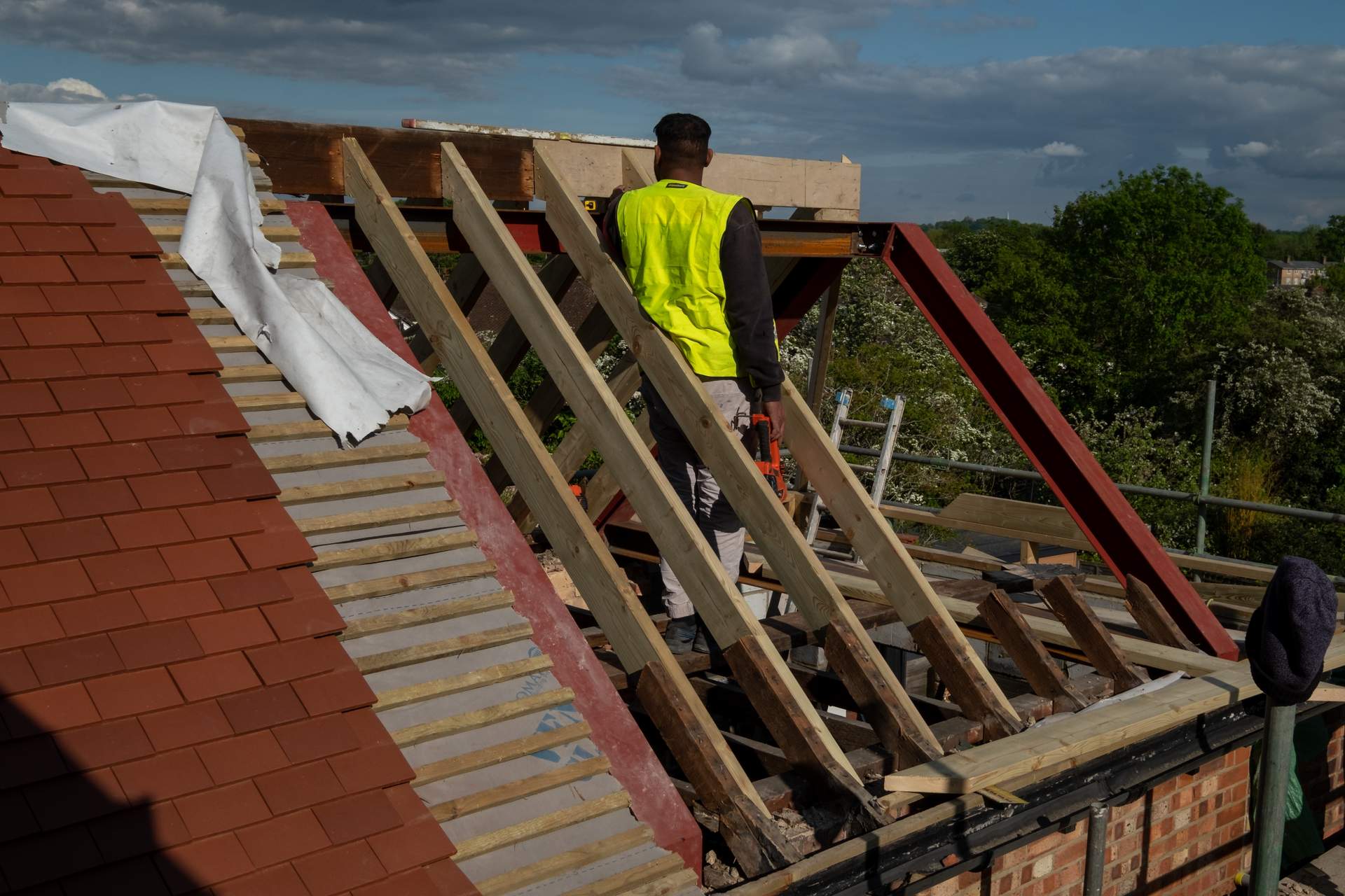 Why Choose Elite Roofing Industries for a New Roof?